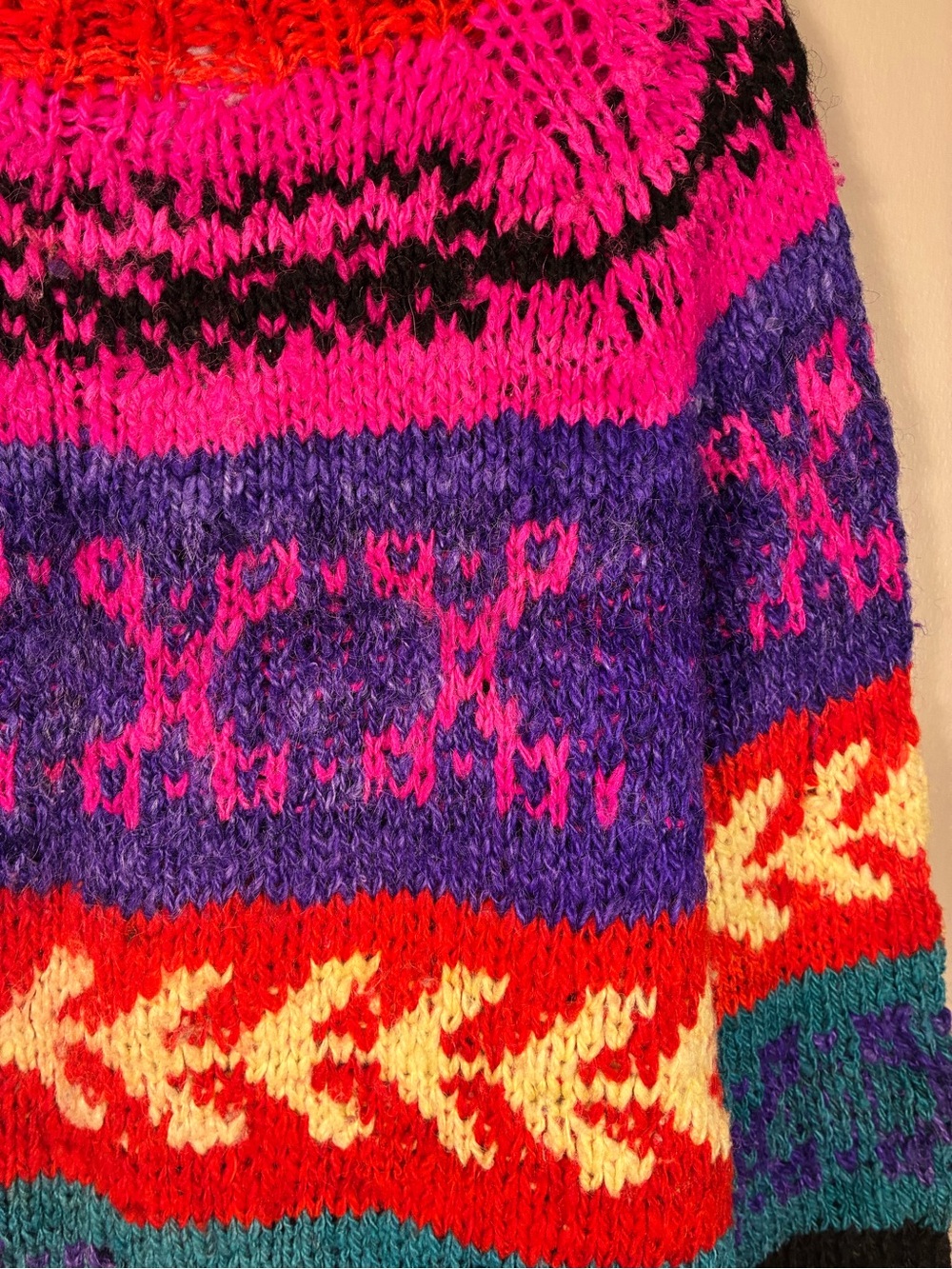 VTG One of a Kind Handmade in Bolivia Wool Sweater - Picture 10 of 15